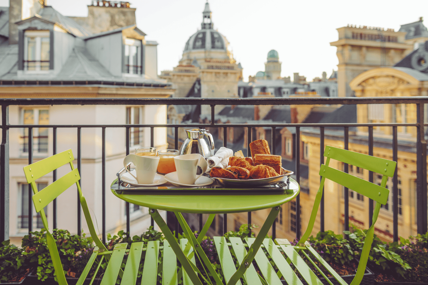 top 10 instagrammable hotspots in paris