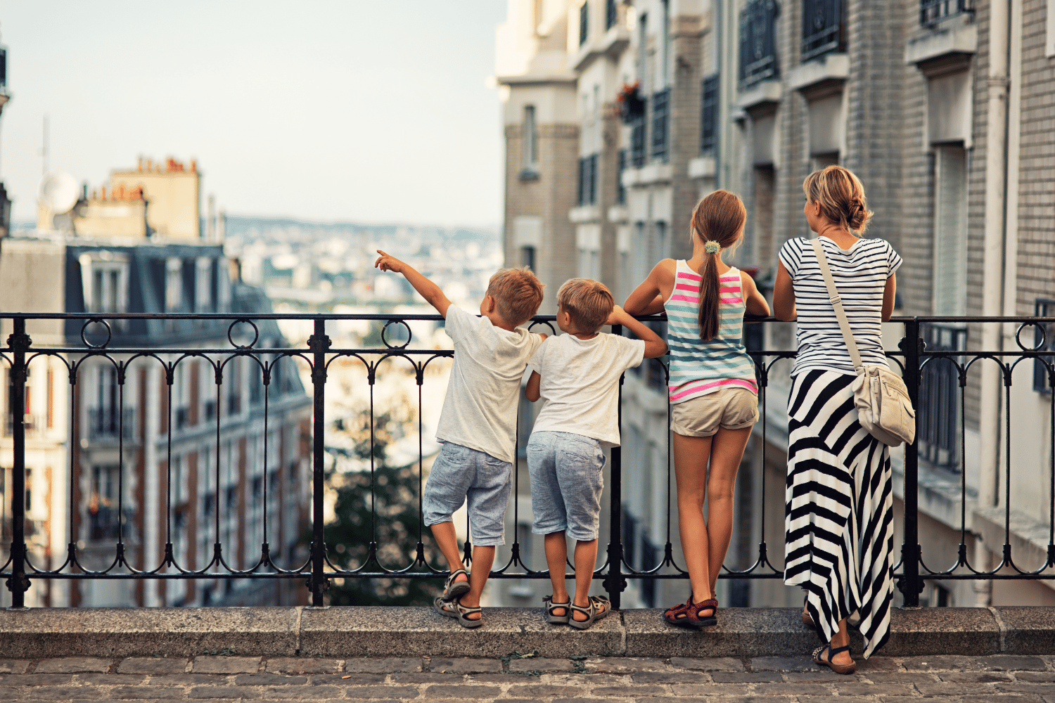 Where to take photos in Paris