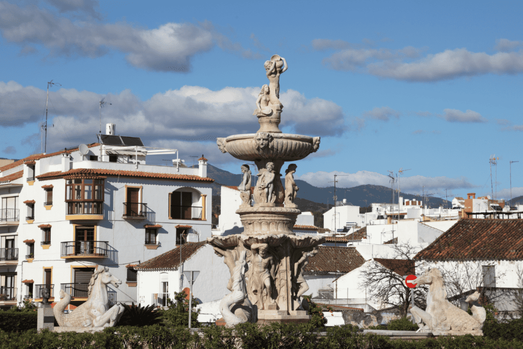 estepona things to do