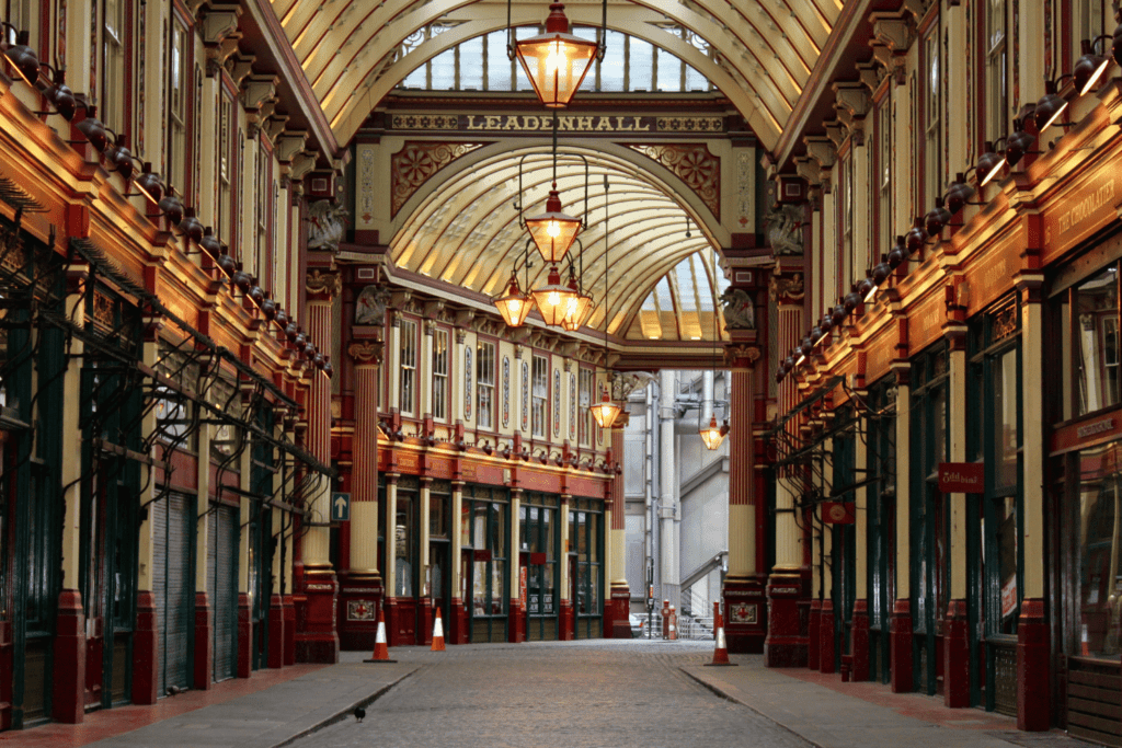 unique things to do in london