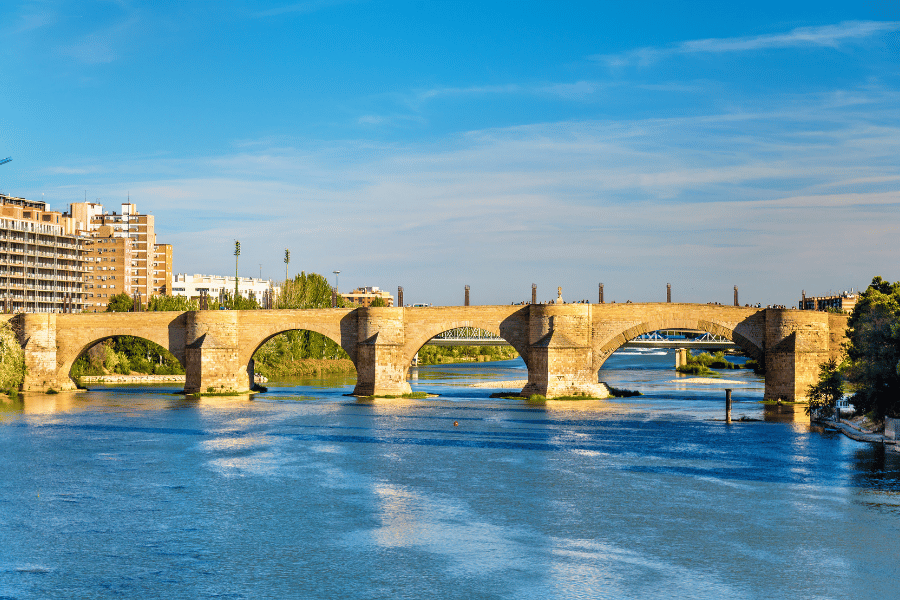 Puente de Piedra Zaragoza