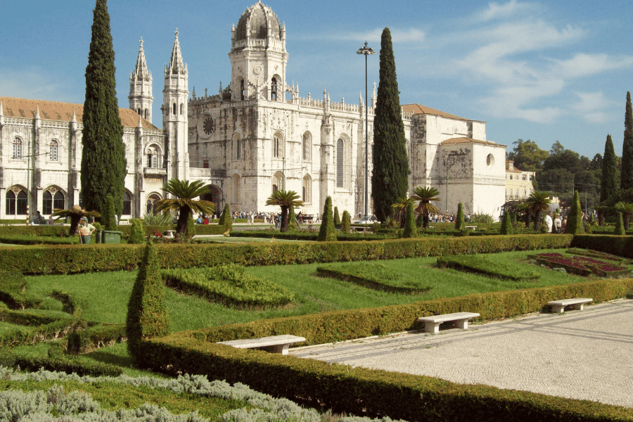 jeronimos monastery in lisbon