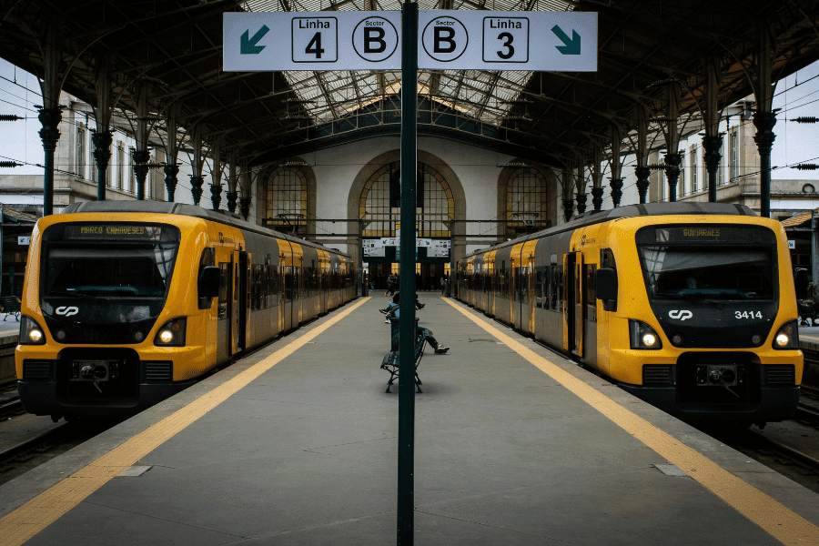 train in portugal